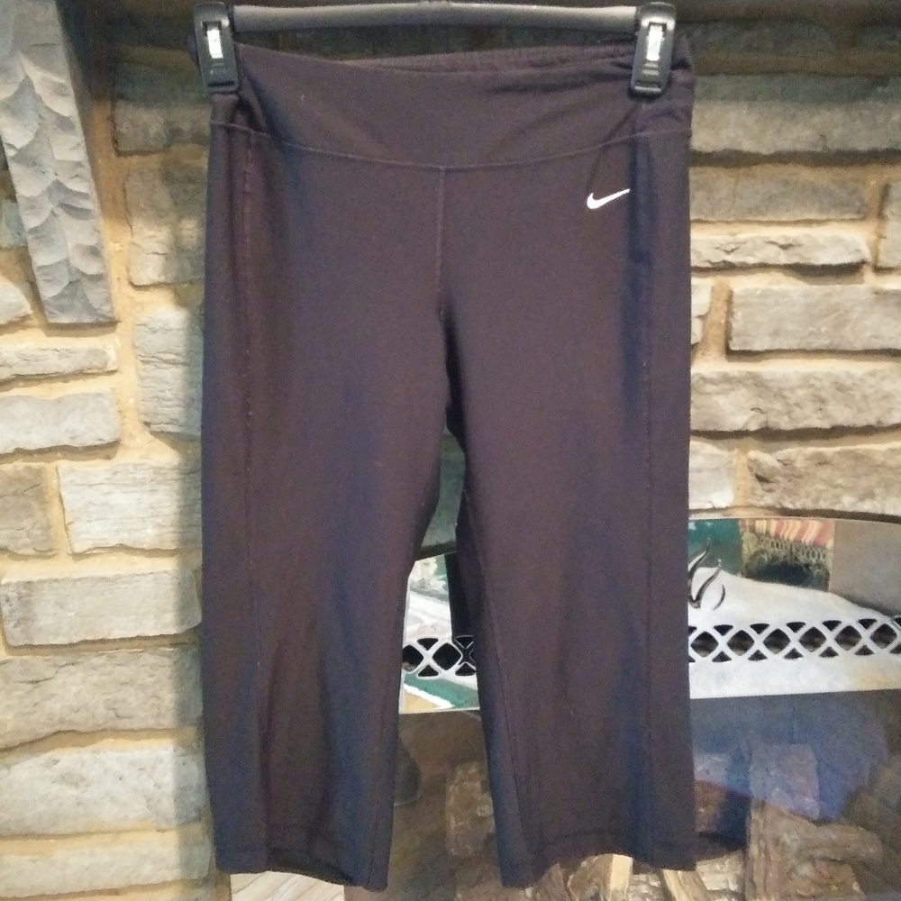 💎Nike DRY fit Capri💎